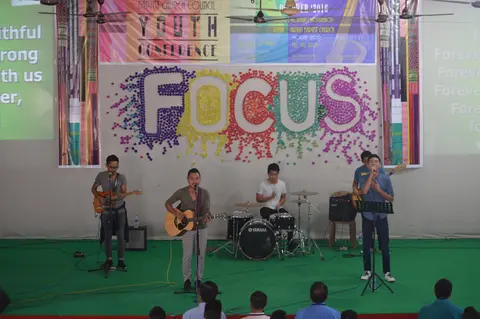 Tali Angh & Team leading Praise & Worship