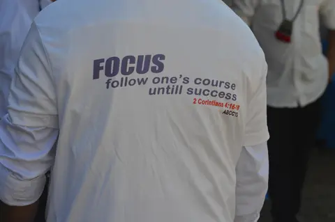 T-Shirt "FOCUS"